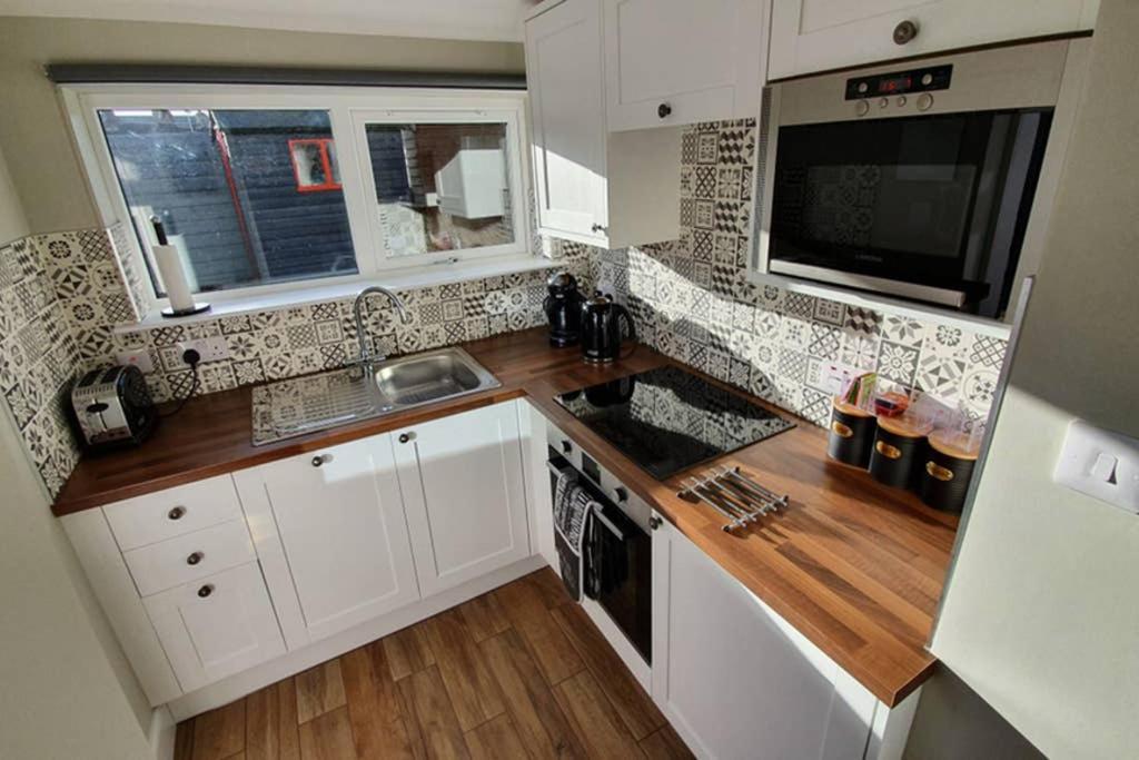 Smart & Stylish Holiday Apartment In The City Centre Inverness Esterno foto