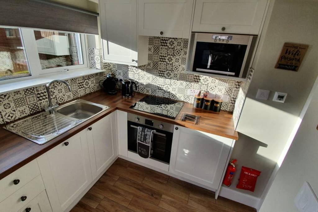 Smart & Stylish Holiday Apartment In The City Centre Inverness Esterno foto