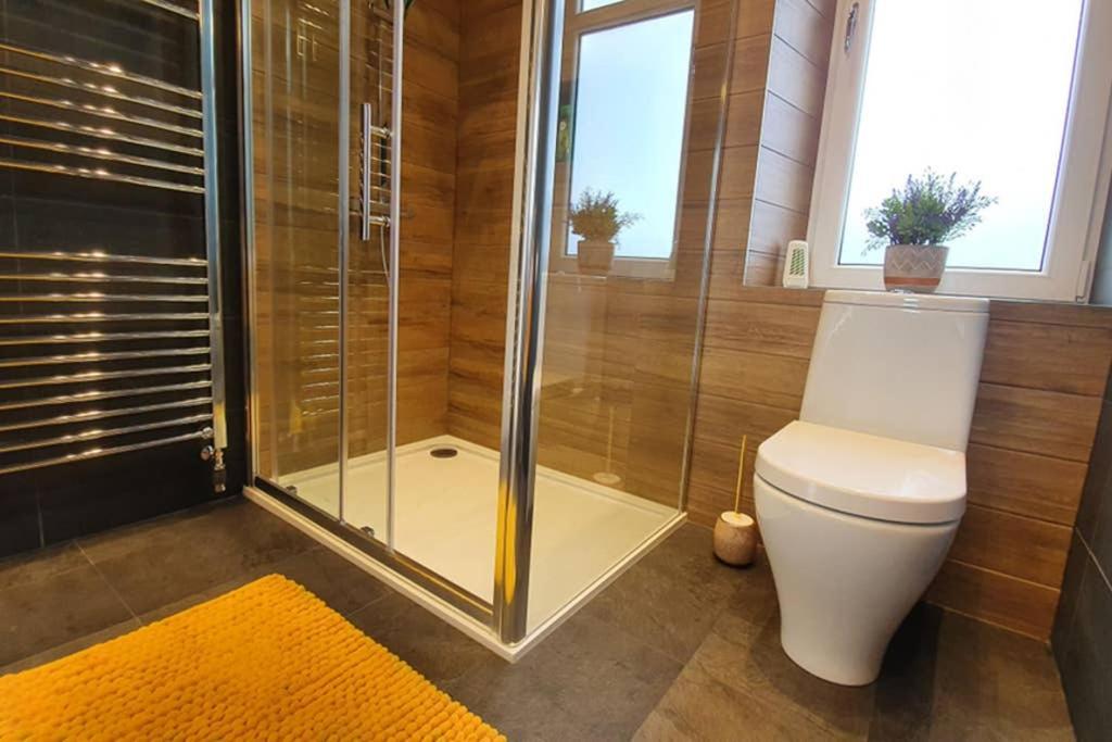 Smart & Stylish Holiday Apartment In The City Centre Inverness Esterno foto