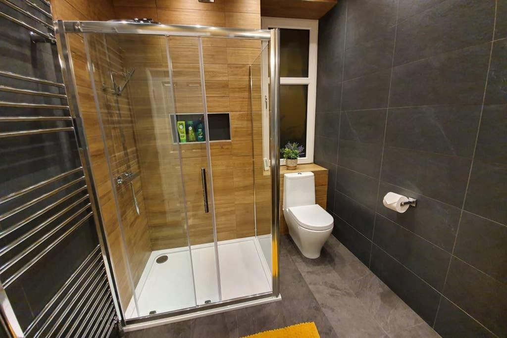 Smart & Stylish Holiday Apartment In The City Centre Inverness Esterno foto