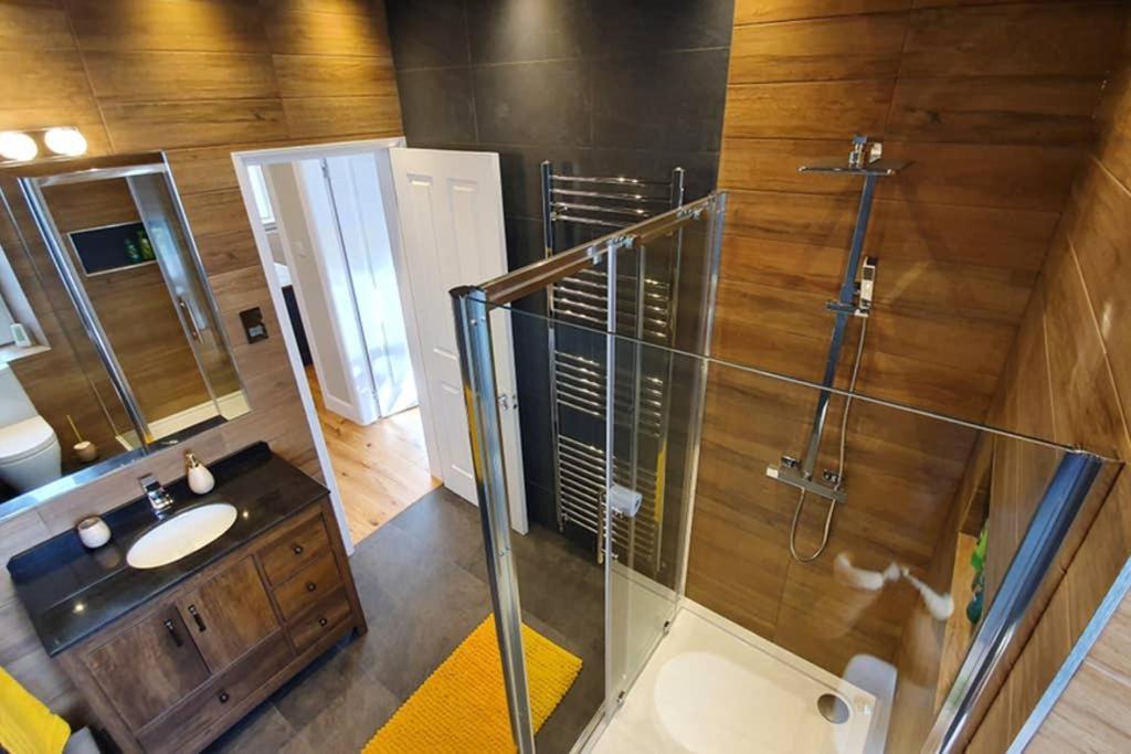 Smart & Stylish Holiday Apartment In The City Centre Inverness Esterno foto